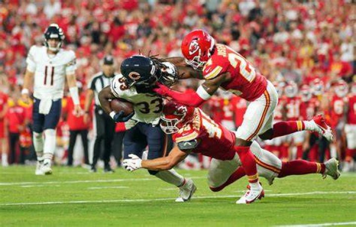 What channel does the chiefs game come on tonight