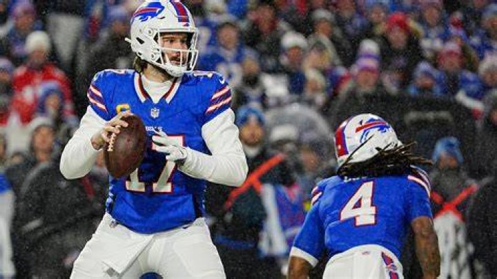 What channel is chiefs bills game on
