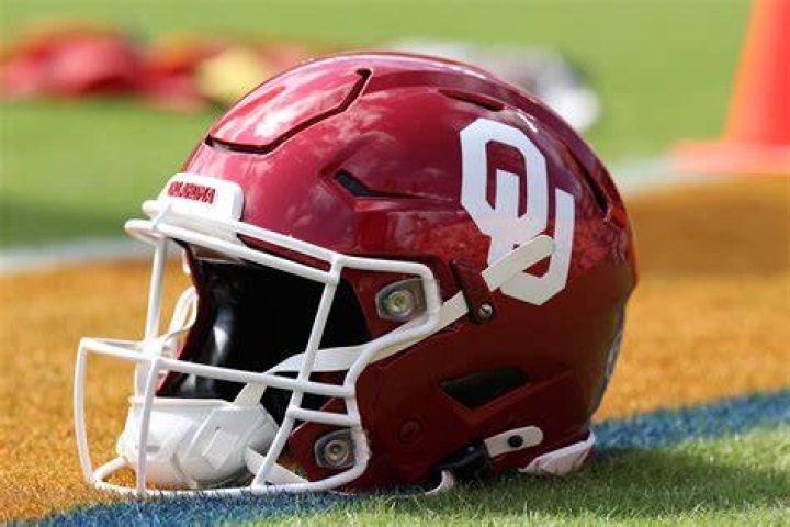 What channel is ou game on