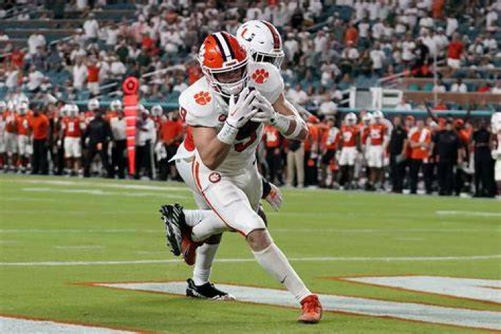 What channel is the carolina clemson game on