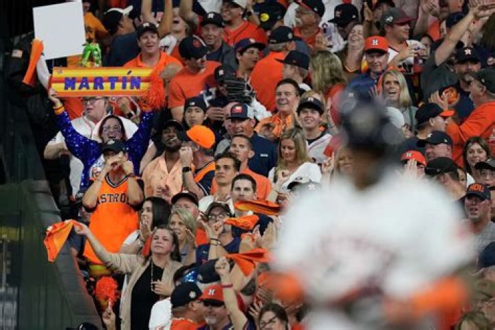 What channel is the houston astro game on