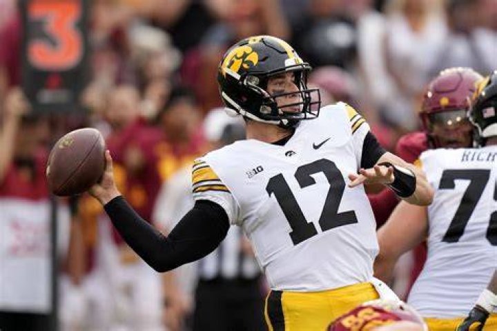 What channel is the iowa hawkeye game on today