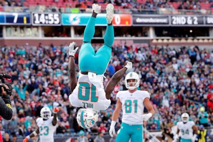 What channel is the miami dolphins game on